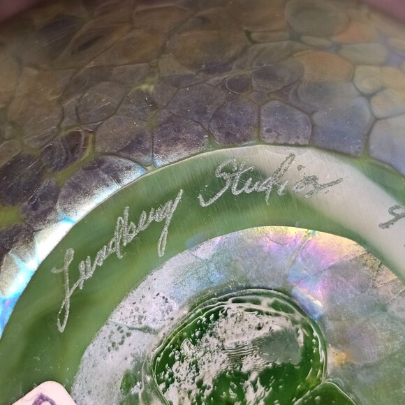 Vintage 1997 Lundberg Studios Gold Iridescent Art Glass Vase 10” - Picture 5 of 7